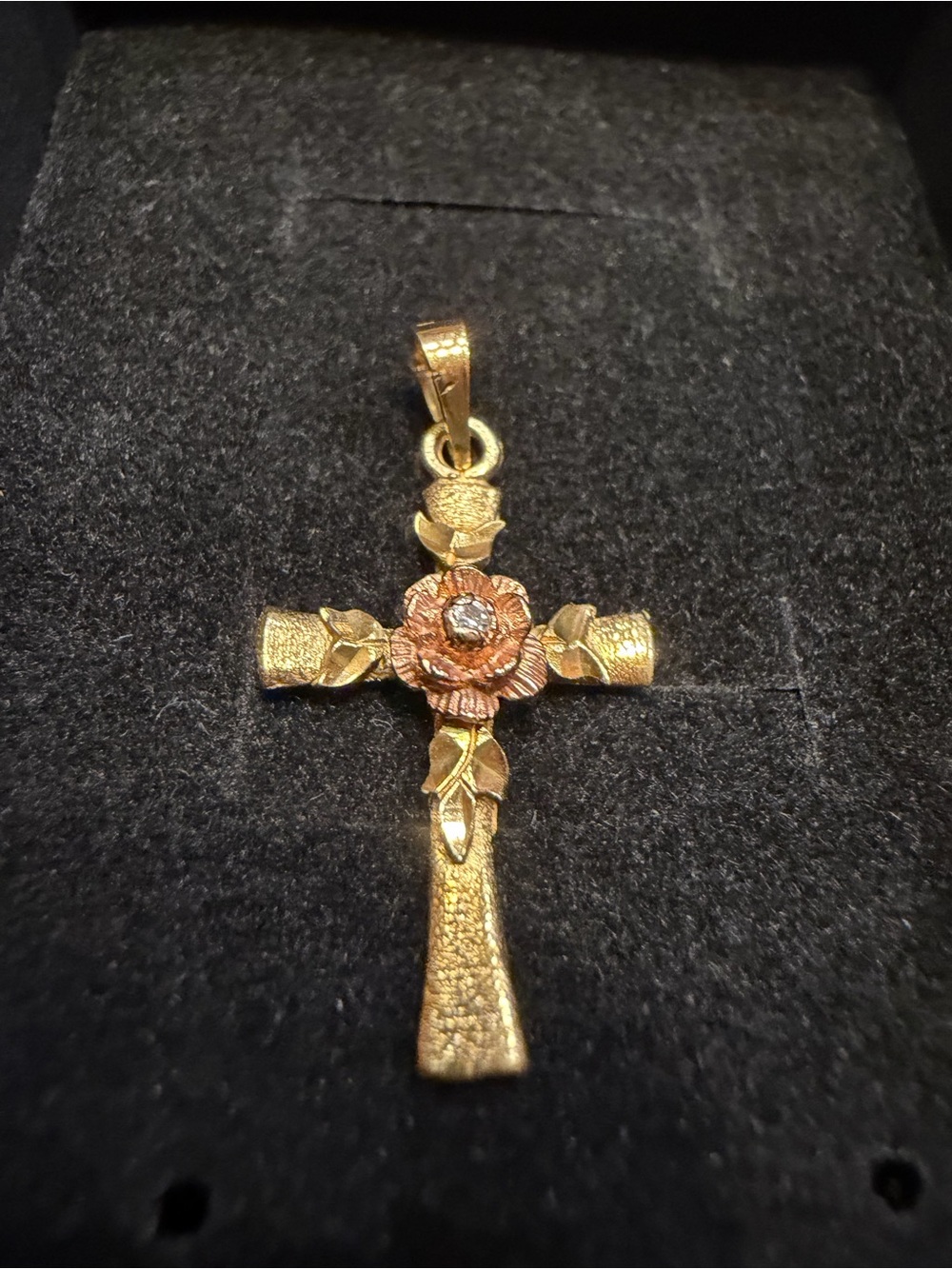 β¨ 10K Gold Two Tone Cross Pendant Rose Flower Religious Charm 10k βοΈ Jewelry - Picture 12 of 16